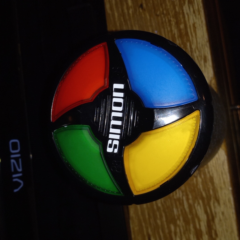 Simon says mini toy